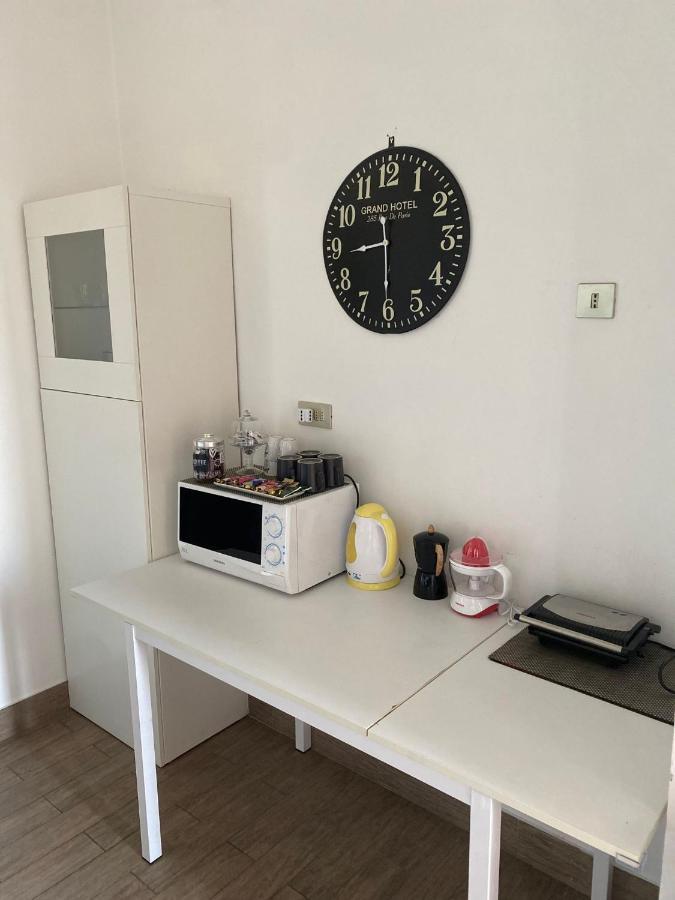 Eur Centro Lux Apartment Con Camino Рим Екстериор снимка