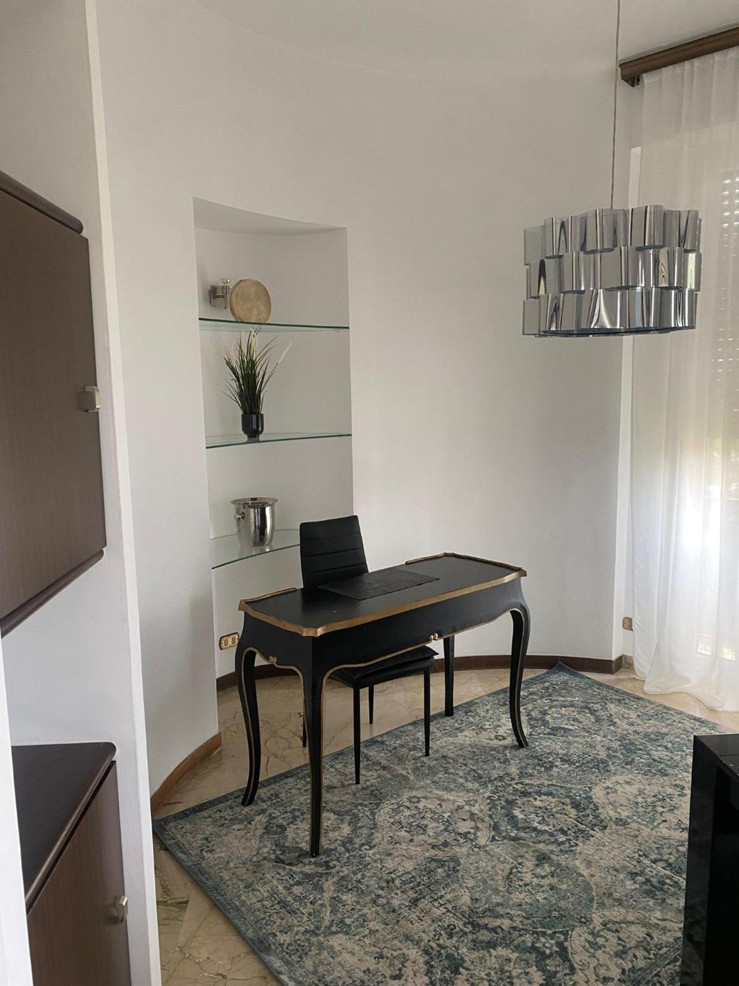 Eur Centro Lux Apartment Con Camino Рим Екстериор снимка